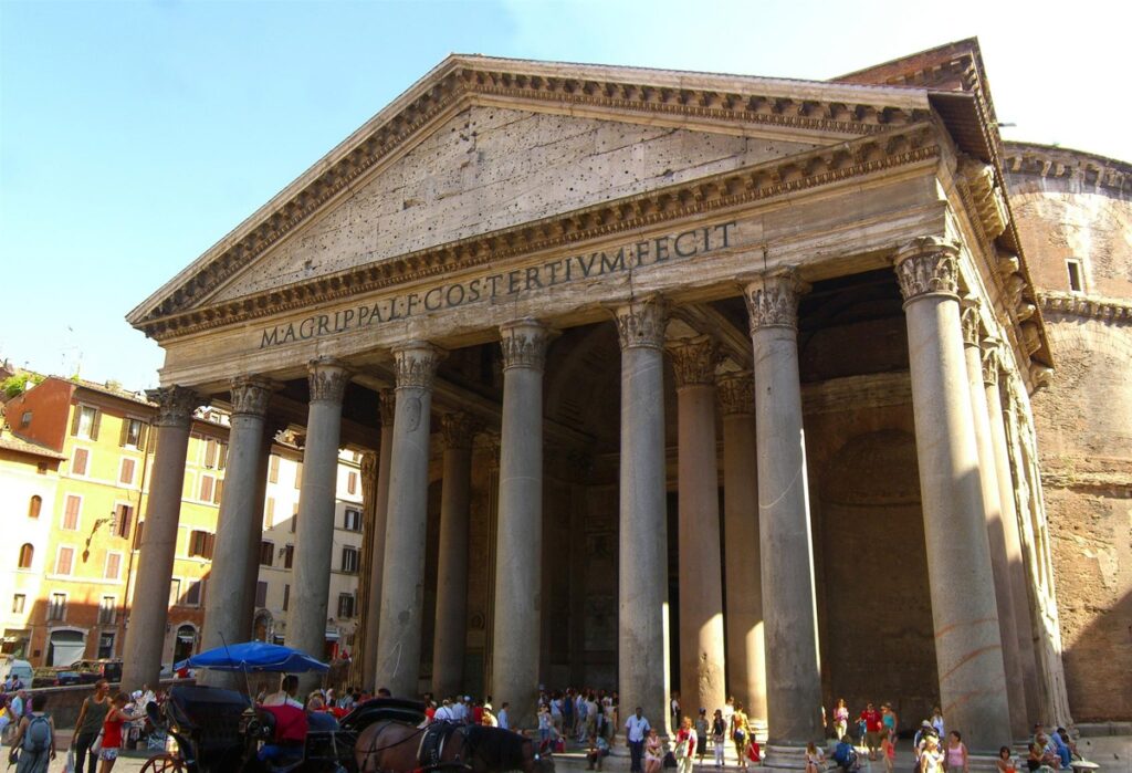 Pantheon, più visitato del Colosseo (però è gratis)