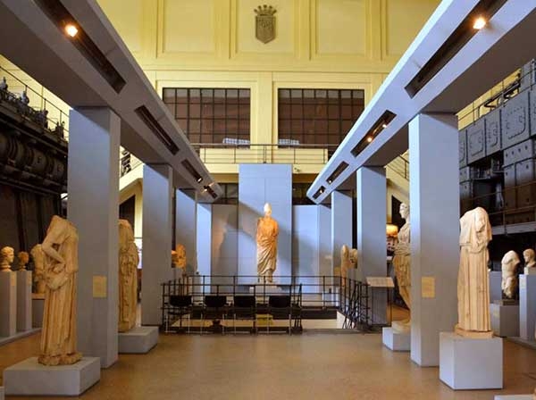 f01a411ba24bf657741a3c9ff4ad2a84