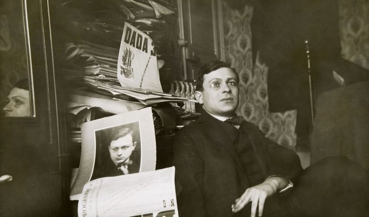 70360f062aa84394e2a038bef43801bb