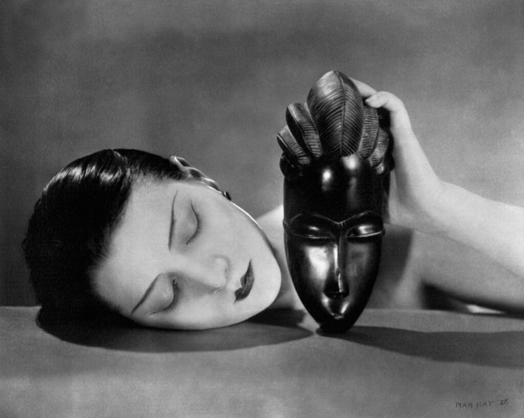 Aste. Record mondiale per fotografia di Man Ray, aggiudicata per 2,6 mln di euro
