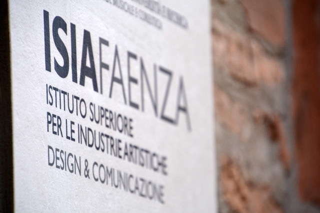 23d167f1efde3c30a9967d6ead246797