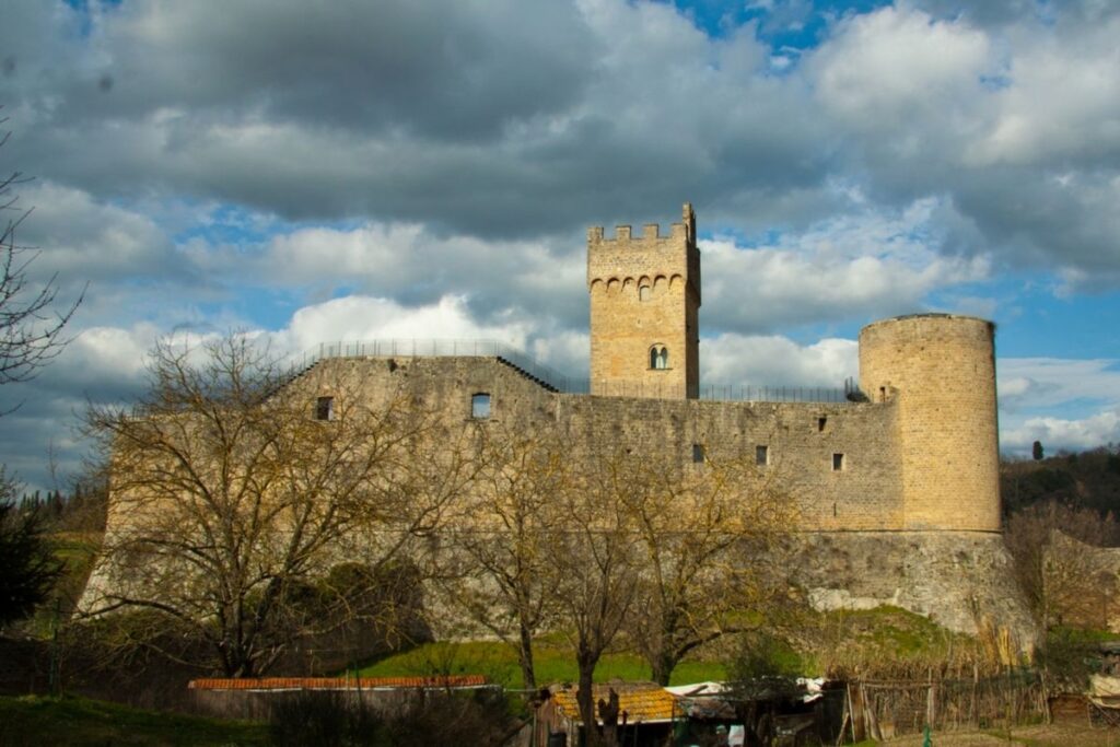 Rai Storia. I castelli del senese