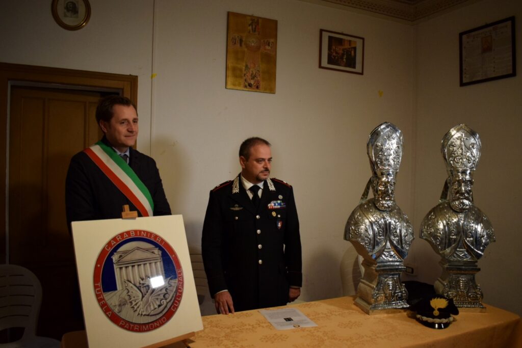 Piacenza. Recuperati e restituiti dai Carabinieri TPC due reliquiari