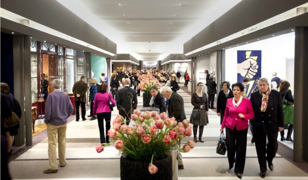 Tefaf, la fiera rinnovata propone grandi affari. Venduto anche un Renoir