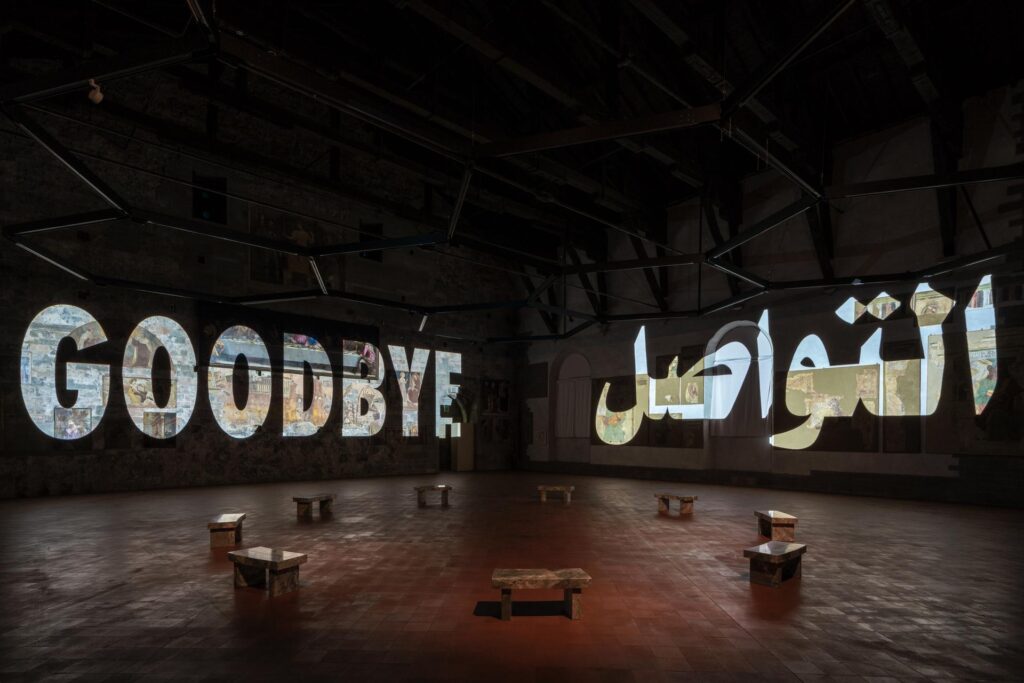 Chiude con oltre 50mila visitatori la mostra di Jenny Holzer alla GAMeC di Bergamo