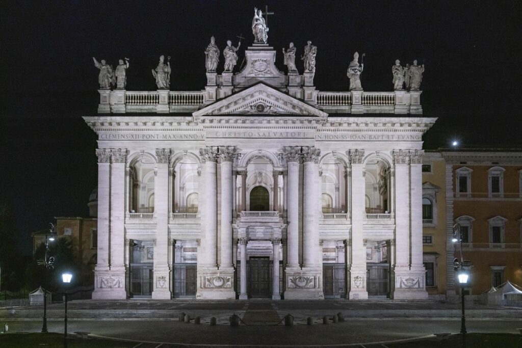 Inaugurata la nuova illuminazione della Basilica di San Giovanni in Laterano