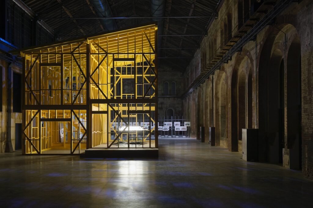 Monica Bonvicini alle OGR di Torino. Foto