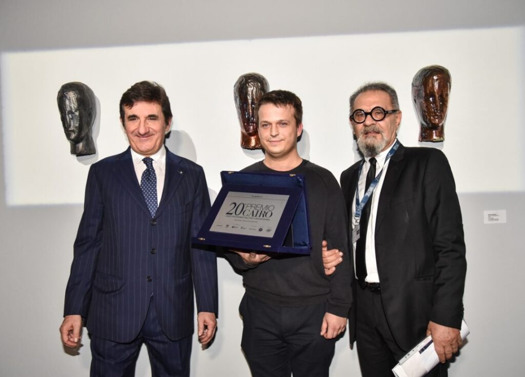 Premio Cairo. La ventesima edizione vinta dall’artista polacco americano Namsal Siedleki