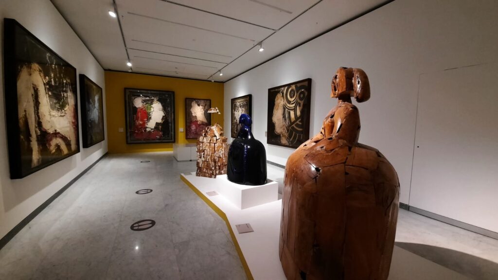 A Palazzo Cipolla la dirompente arte di Manolo Valdés che torna a Roma dopo 25 anni. Foto allestimento