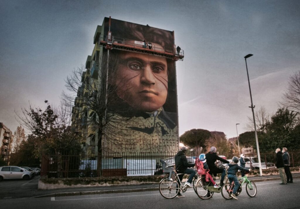 Firenze. Jorit, un grande murale dedicato a Gramsci