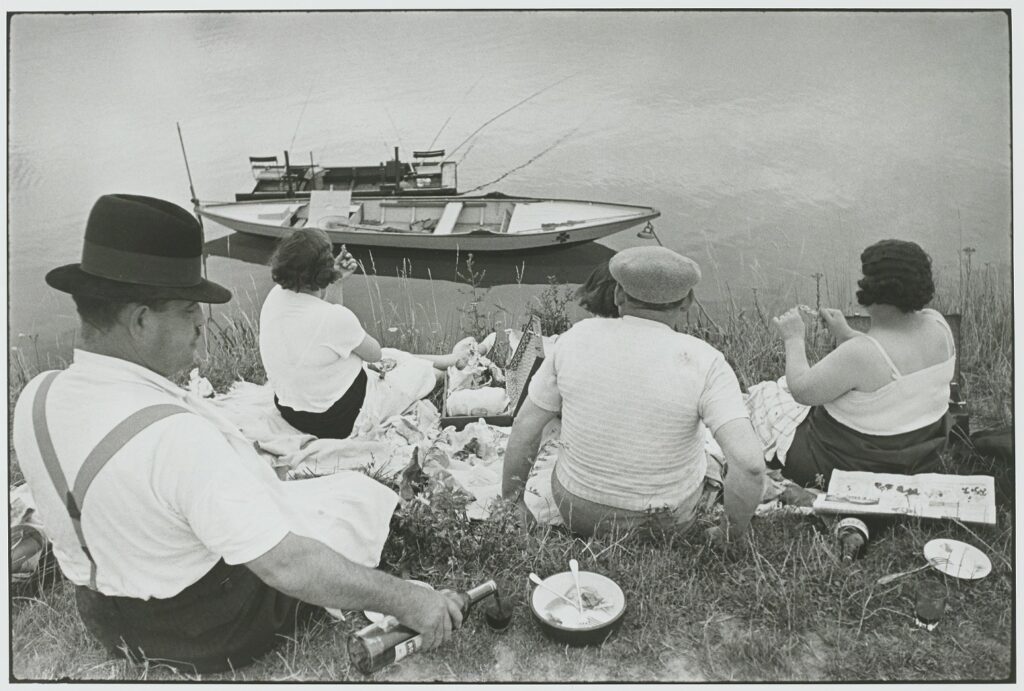 Palazzo Grassi riapre al pubblico con Henri Cartier-Bresson e Youssef Nabil