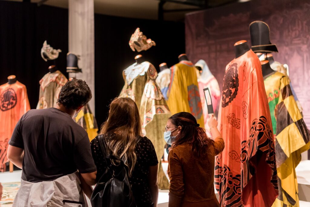 “Intorno a te”, il progetto di inclusione sociale del Museo del Tessuto di Prato