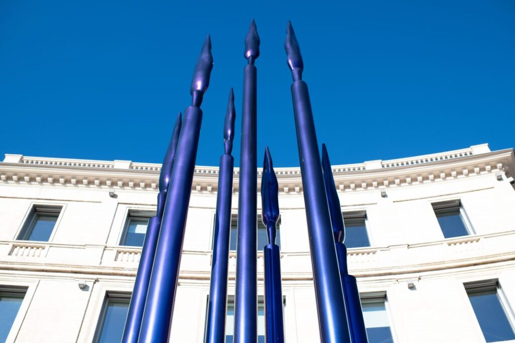 “Flammarion” l’installazione di Oliviero Rainaldi per Italgas a Torino