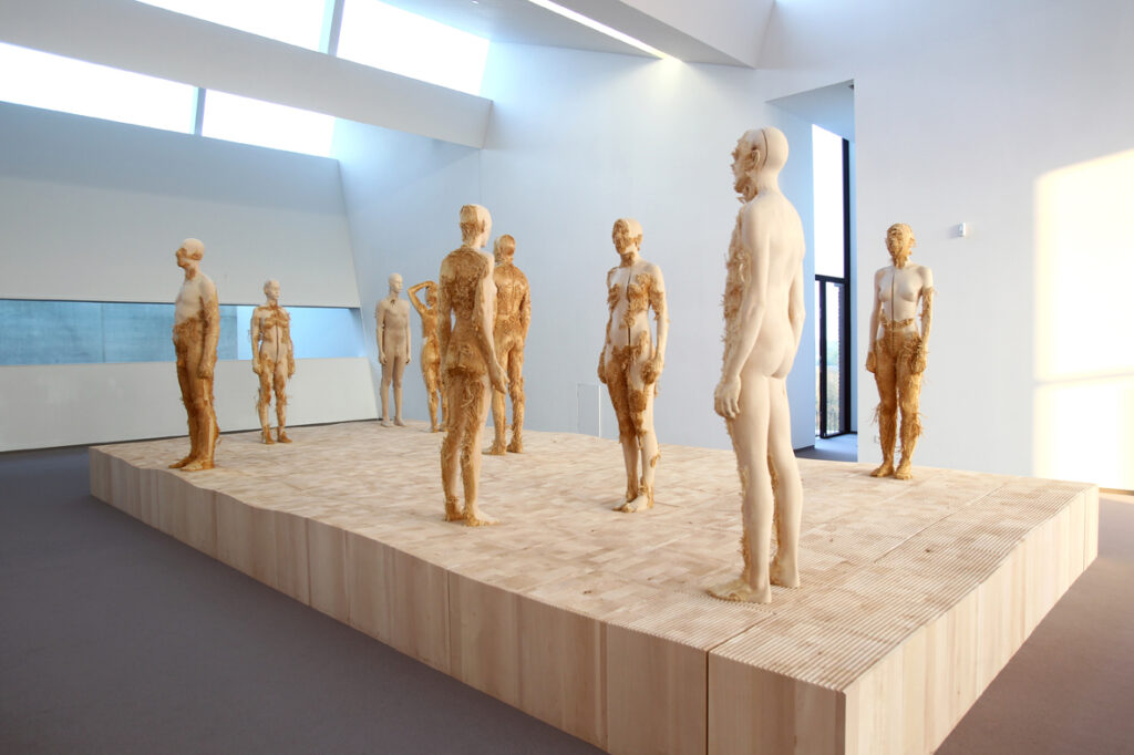 Al MARCA di Catanzaro la scultura di Aron Demetz 