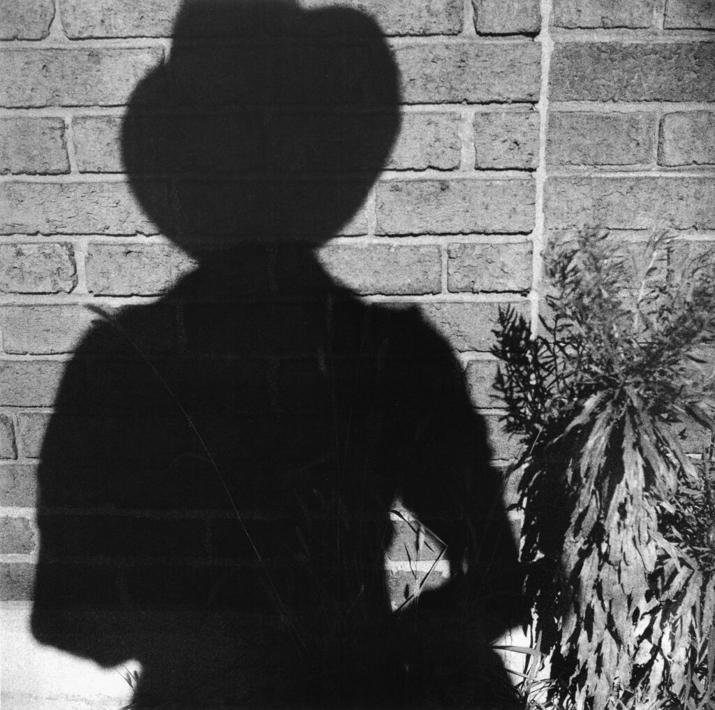 “Inedita”, la street photography di Vivian Maier ai Musei Reali di Torino
