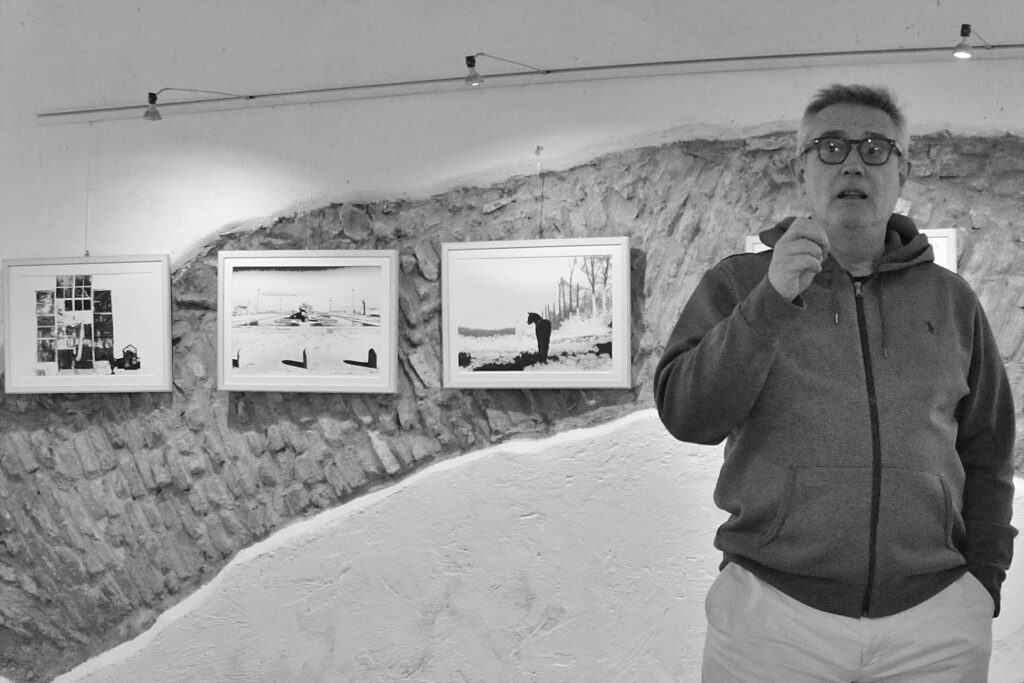 Maurizio Gabbana: nella sua “Assenza”, l’istanza di un rinnovamento spirituale dell’uomo, a favore della pace 