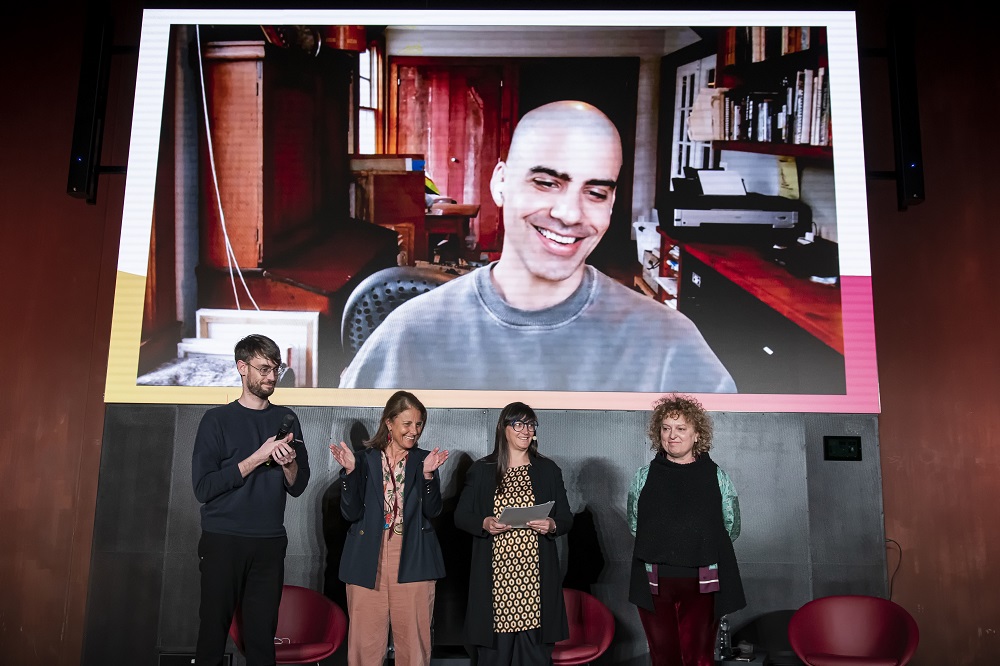 d6a58058-ca7b-d43d-bd08-731da7c0f121