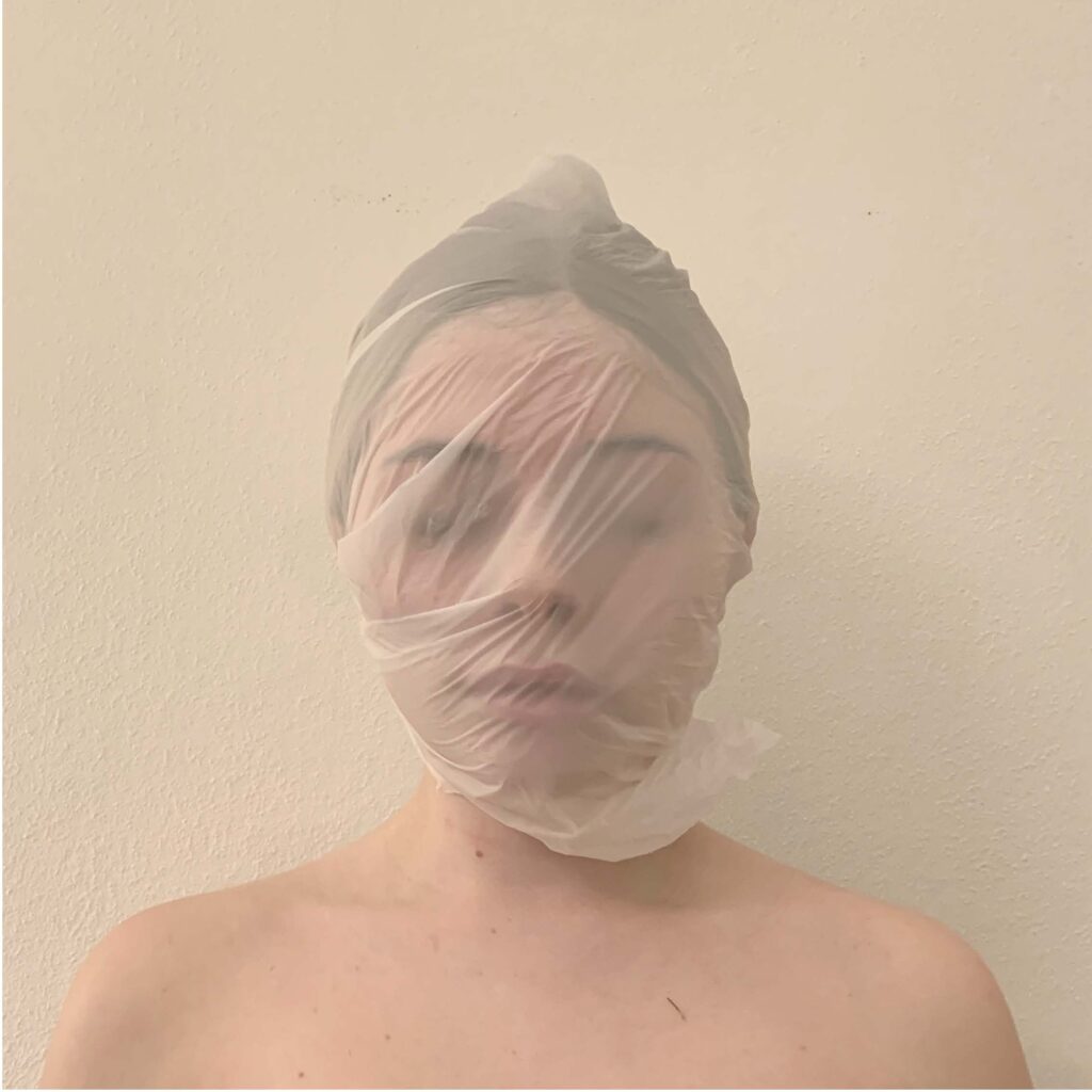 “D-I-S-T-A-N-Z-I-A-M-E-N-T-O”, la mostra degli studenti IED Firenze. Le foto