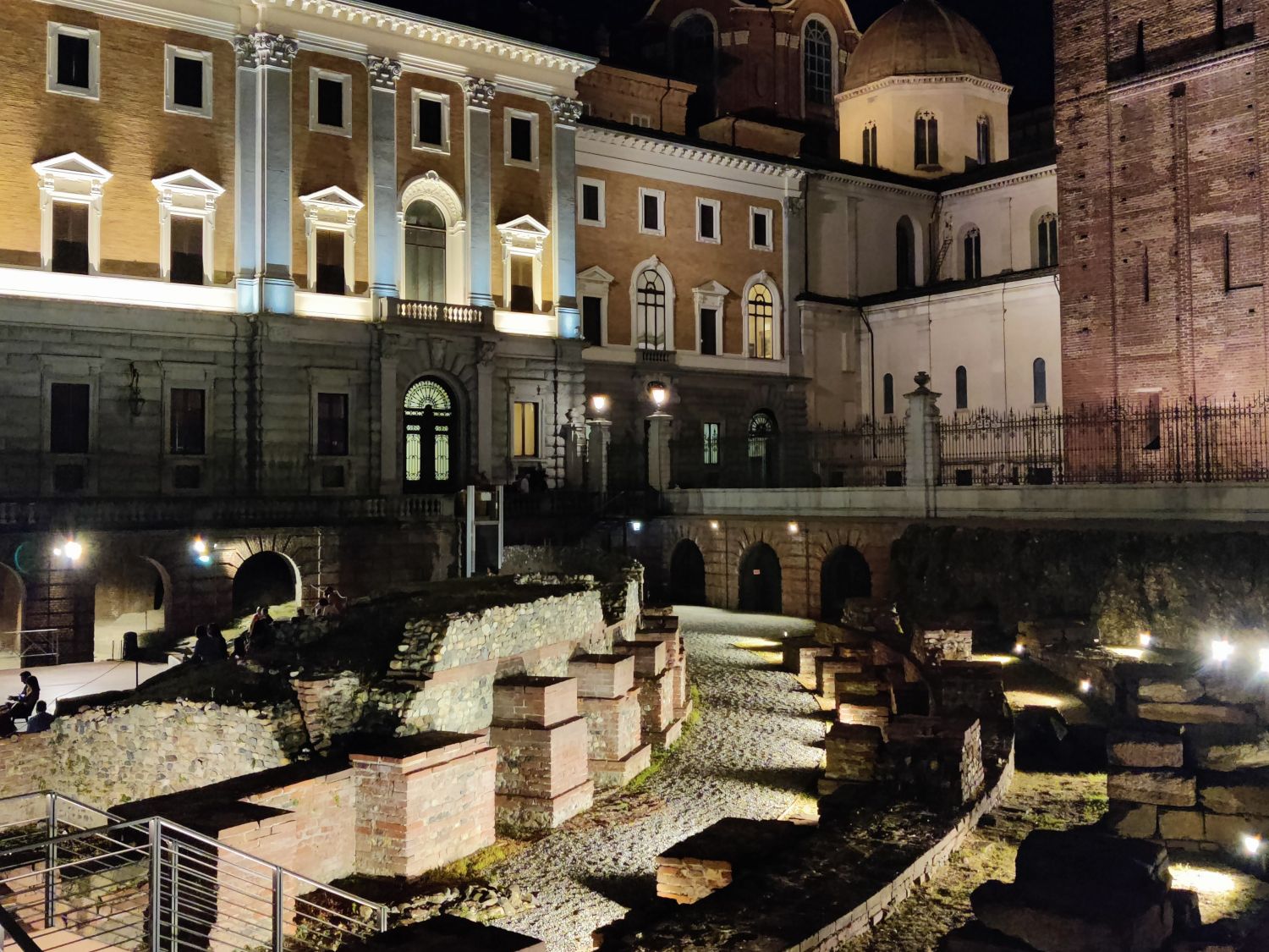 Royal Palace of Turin and the Roman Theater of the ancient Augusta Taurinorum - Italian Archeology