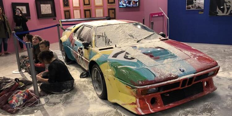 warhol_imbrattamento_bmw_2