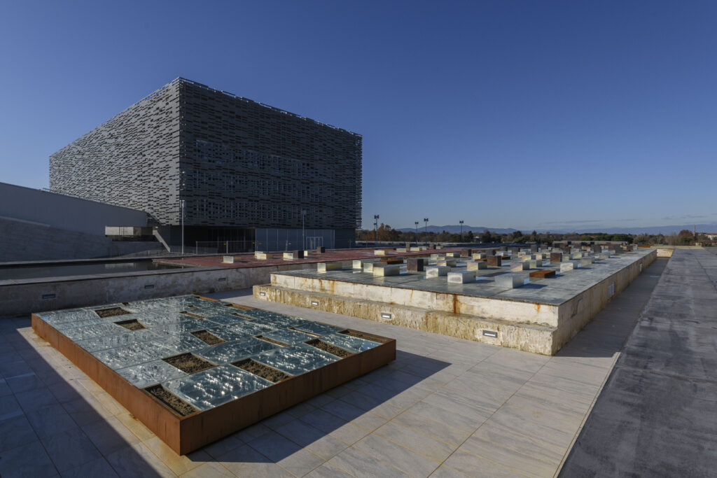 “Prospettive con orizzonti” di Alfredo Pirri è l’installazione donata all’Auditorium del Teatro del Maggio Musicale Fiorentino