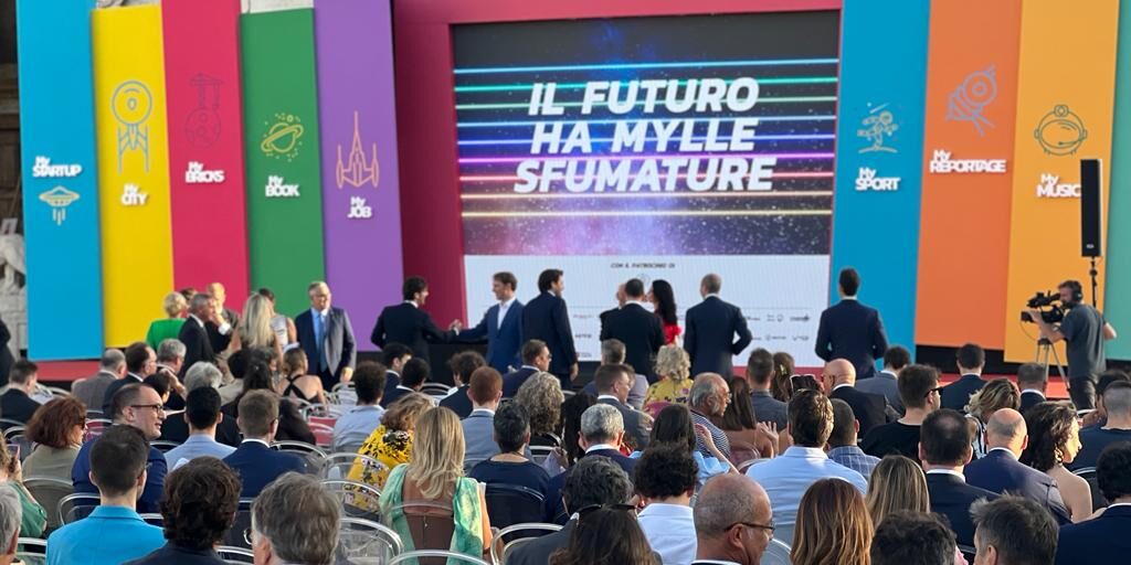M-Factor-Move-Forward_Foto-di-Myllennium-Award