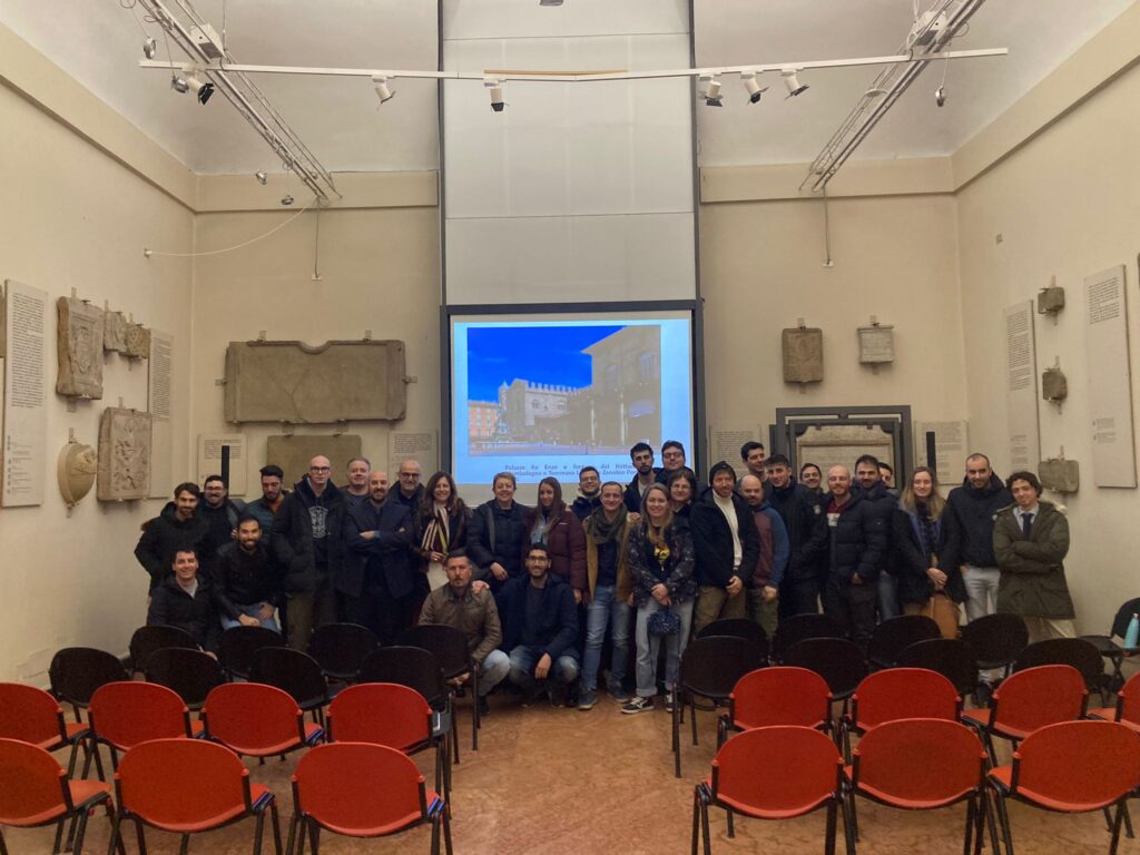 A Bologna i vigili urbani imparano la storia dell’arte