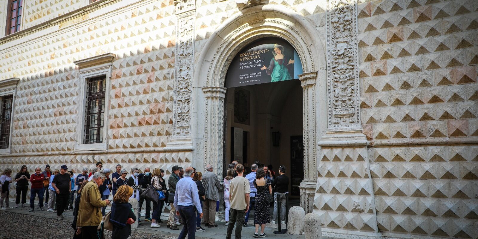 Fila-Palazzo-dei-Diamanti_Rinascimento-a-Ferrara_2