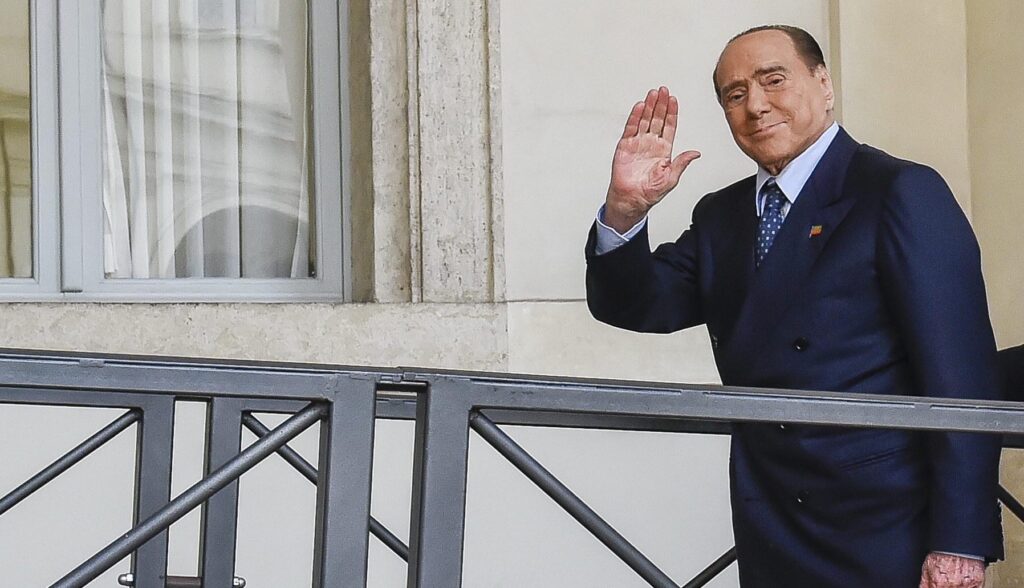 Berlusconi e le sue 24mila opere d’arte