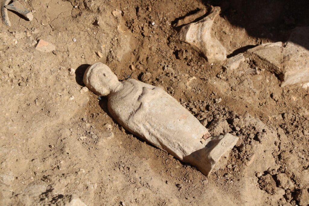 Nella Valle dei Templi la scoperta di un deposito votivo
