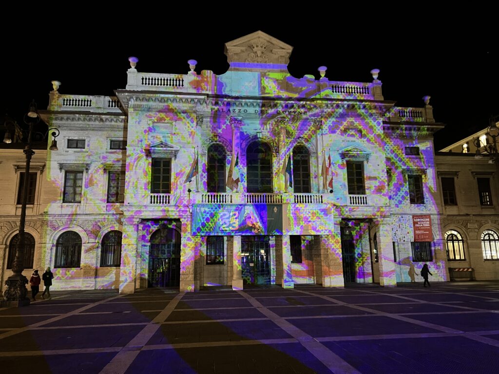 L’arte digitale di Vincenzo Marsiglia apre la Moderne Art Fair di Parigi 