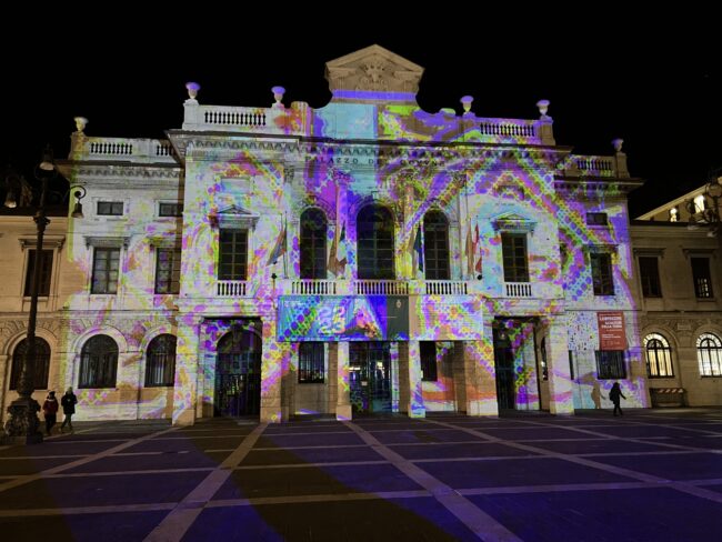 Unritrattoperunirci_foto-courtesy-of-The-Artist-Vincenzo-Marsiglia_Unritrattoperunirci-2023_4 Unritrattoperunirci_foto courtesy of The Artist Vincenzo Marsiglia_Unritrattoperunirci 2023