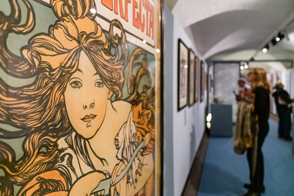 Alphonse Mucha: l’artista e il suo mondo tra patriottismo e Art Nouveau