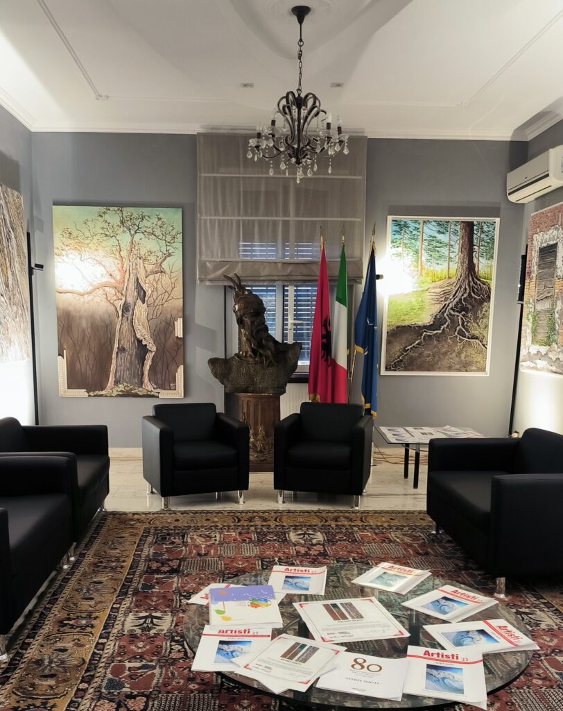 Astrit Shoti: “La Poesia della Materia” all’Ambasciata Albanese a Roma