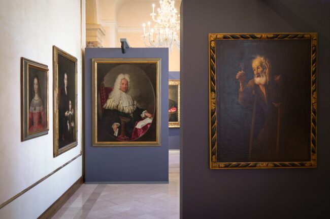 palazzo-martinengo Ospiti a Palazzo. Figure in posa e al naturale, veduta della mostra, Palazzo Martinengo di Villagana, 2023. Courtesy la Galleria BPER Banca