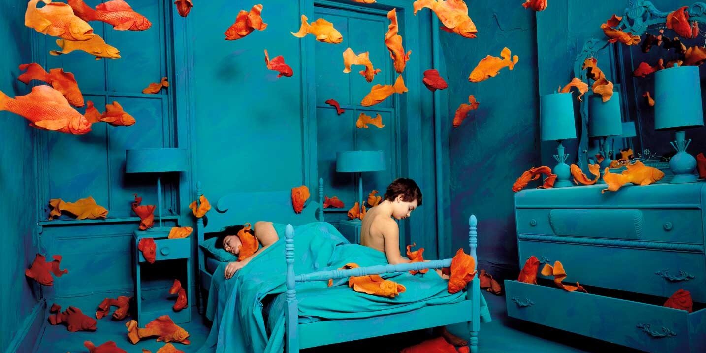 Revenge of the goldfish, 1981 © Sandy Skoglund Courtesy Paci Contemporary Gallery, Brescia - Porto Cervo, Italy