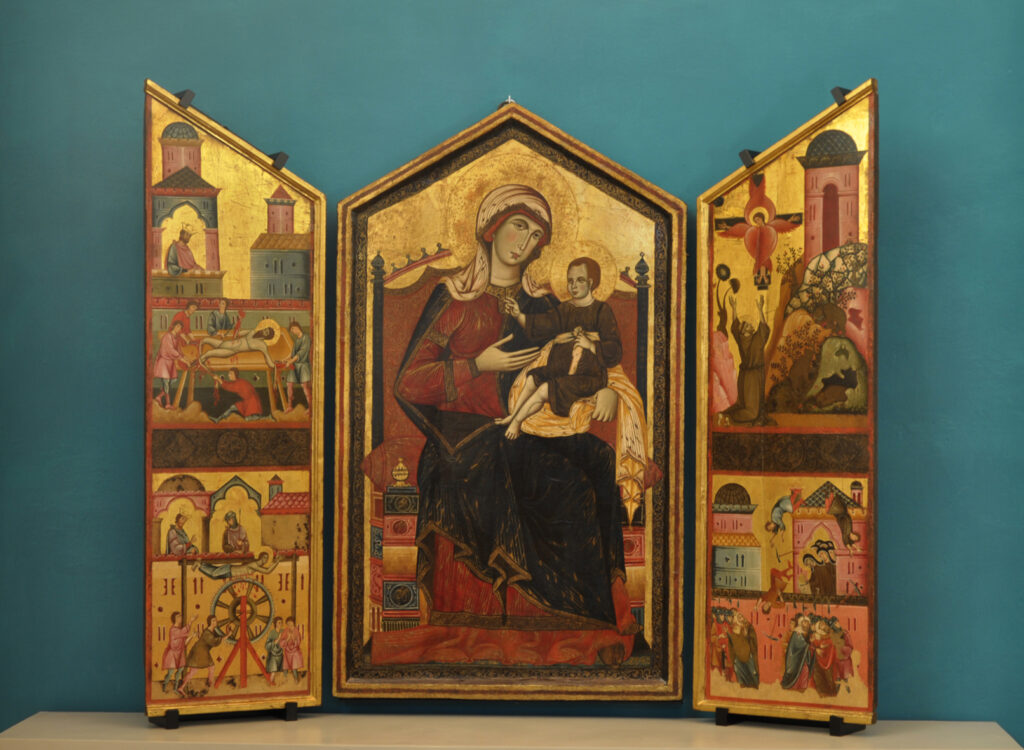 Il Trittico riunito: un capolavoro del Duecento alla Pinacoteca Nazionale di Siena