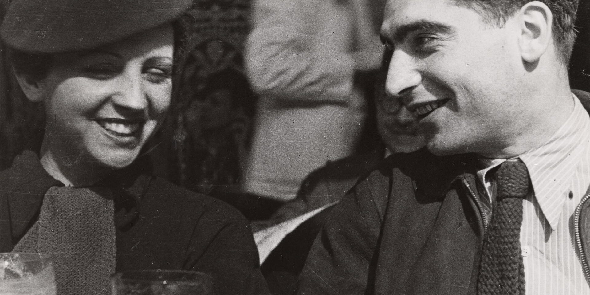 Fred Stein Gerda Taro and Robert Capa Cafe de Dome, Paris 1936 © Estate Fred Stein Courtesy International Center of Photography