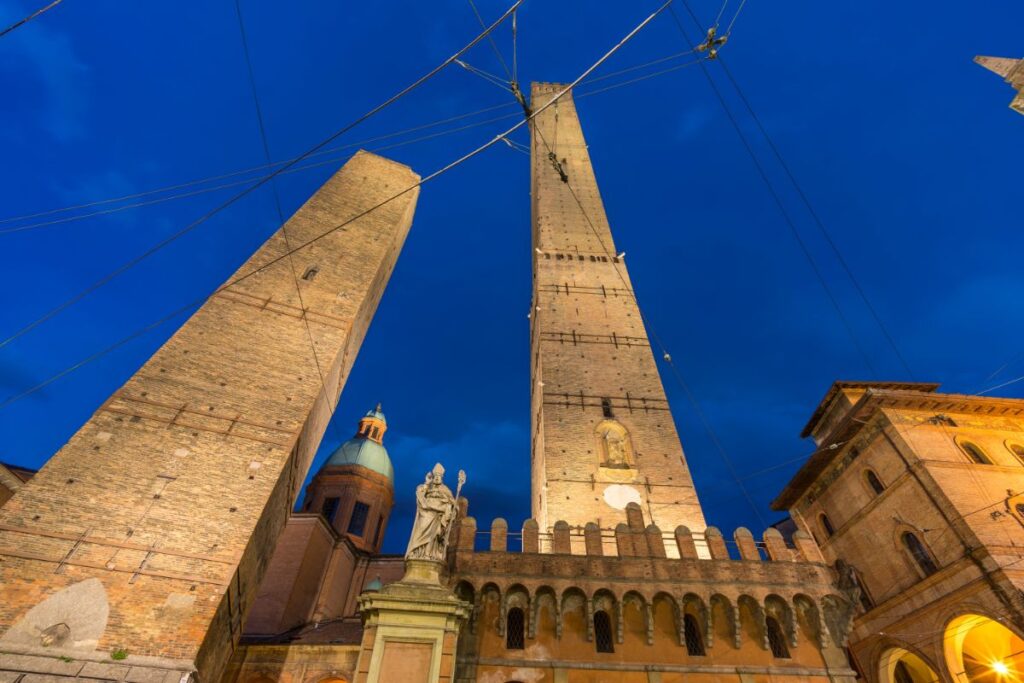 Torre Garisenda, dal MiC 5 mln grazie a rimodulazione fondi Pnrr
