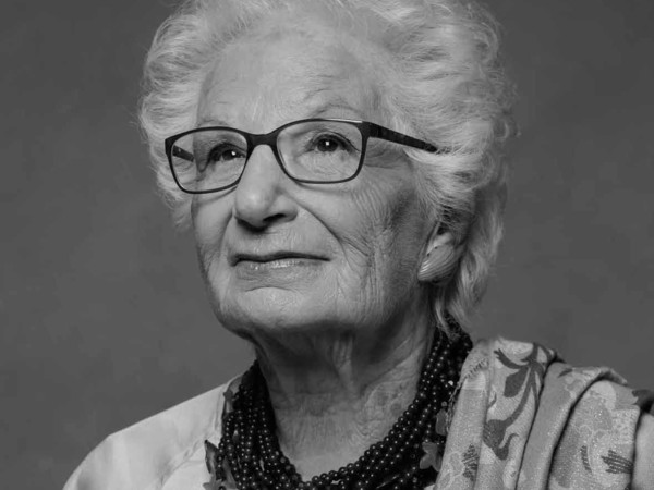 straordinarie-liliana-segre Ilaria Magliocchetti Lombi, ritratto fotografico di Liliana Segre