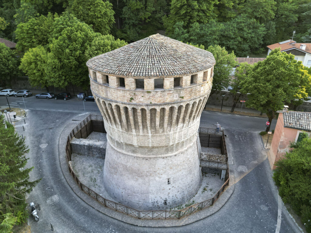 Cagli, avamposto di contemporaneità: il Torrione Martiniano protagonista di Pesaro Capitale Italiana della Cultura 2024