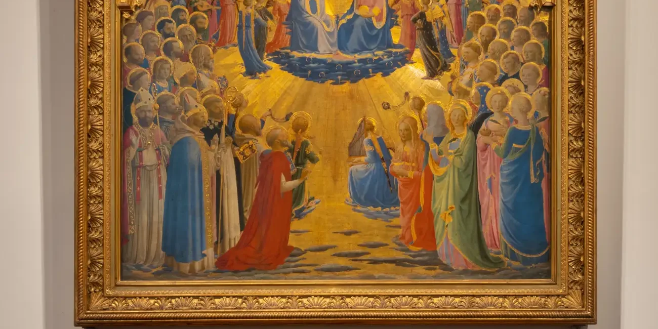 Beato Angelico, Incoronazione della Vergine, 1435: tempera su tavola, 112 x 114 cm, Firenze, Galleria degli Uffizi; predella: Beato Angelico, Sposalizio della Vergine e Funerali della Vergine, 1435; tempera su tavola: 19 x 51 cm; Firenze, Museo di San Marco.