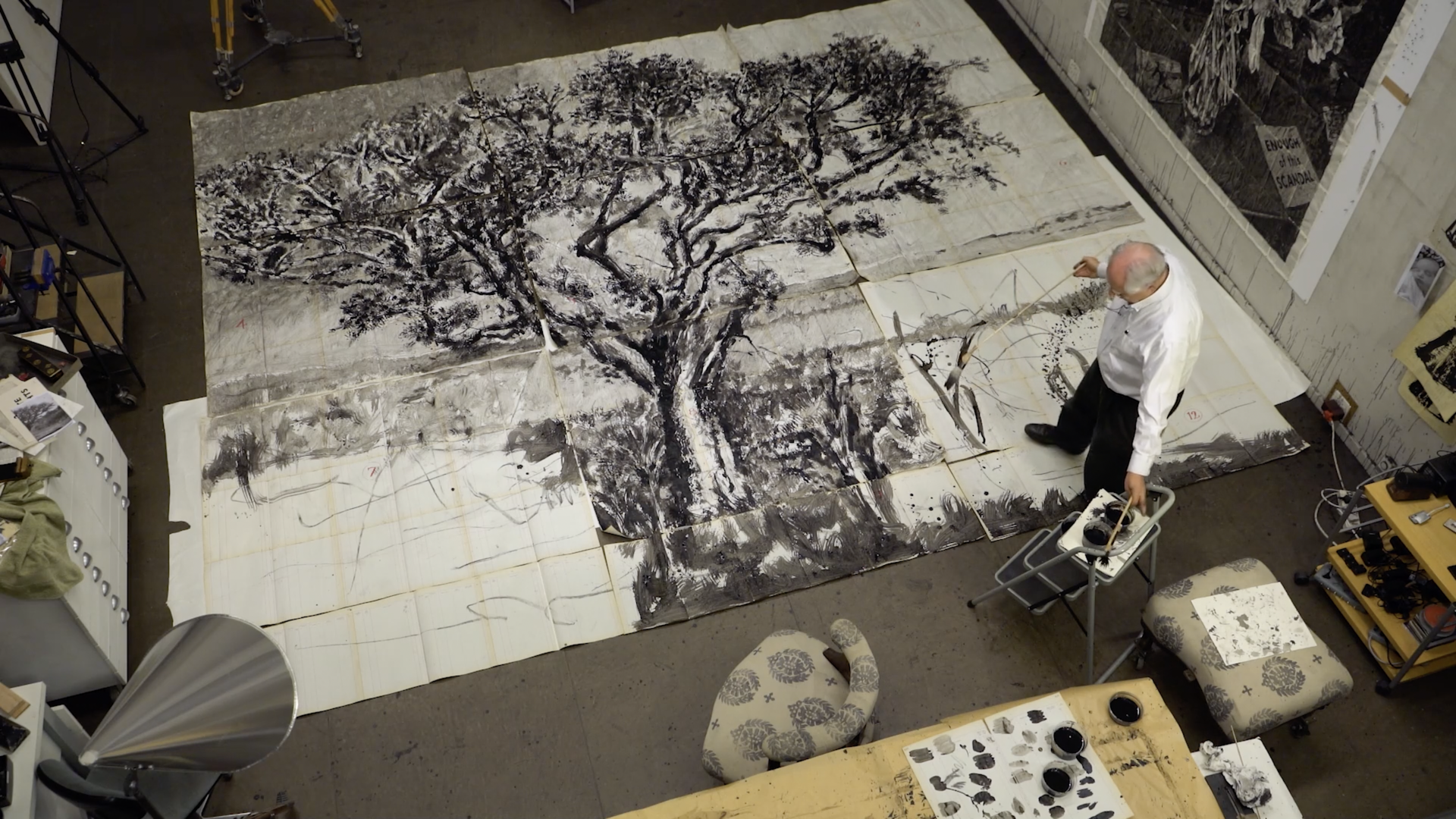 william-kentridge Fermo immagine da Self-Portrait as a Coffee Pot, Episode 4: Finding One’s Fate, 2022, HD Video, 31 min 02 sec. Courtesy William Kentridge Studio