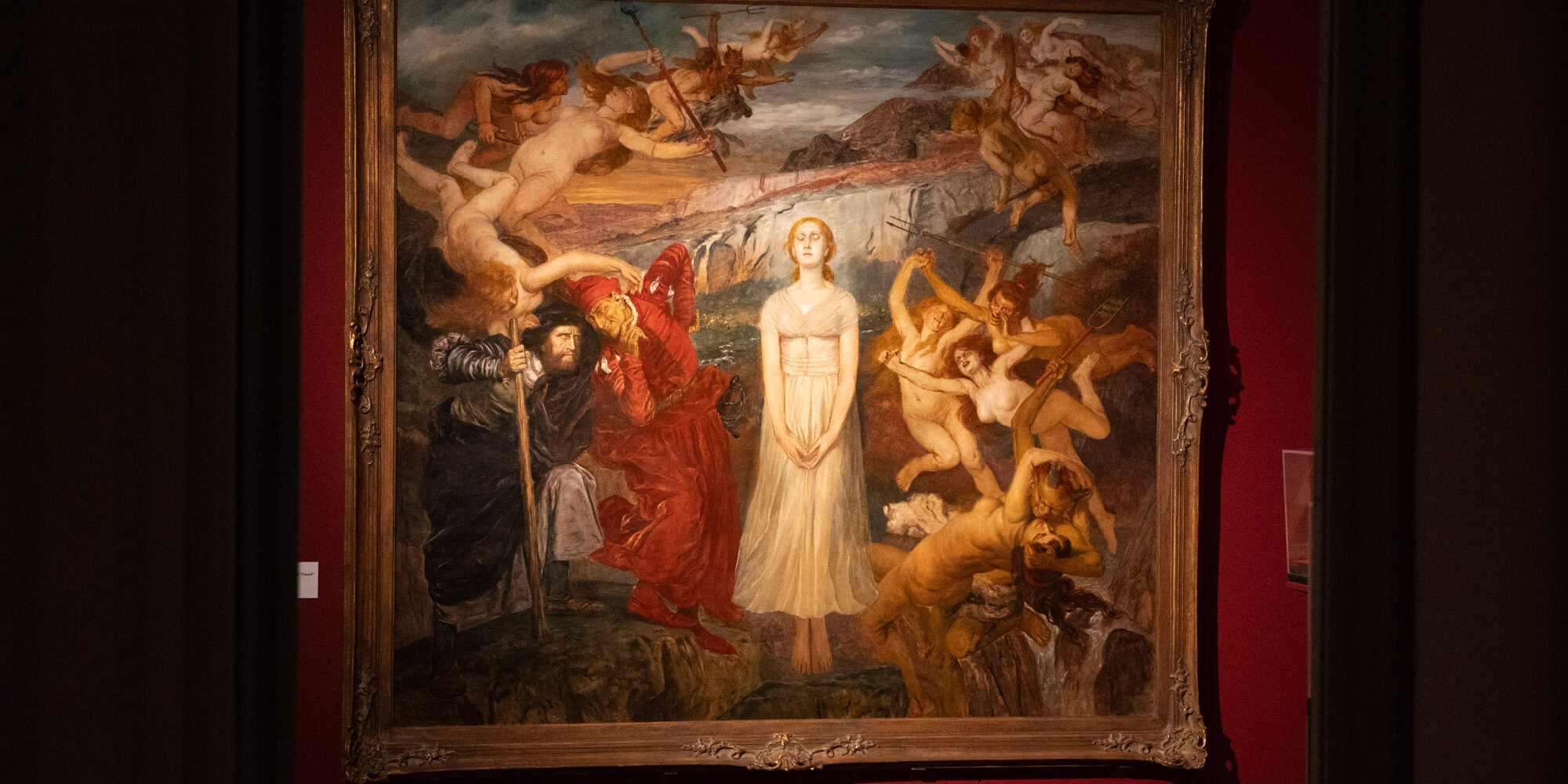 Stregherie, allestimento della mostra a Palazzo Pallavicini a Bologna