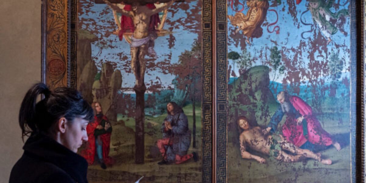 Lo Stendardo della Santissima Trinità di Raffaello alla Pinacoteca di Città di Castello