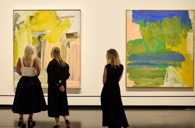 gallerie-dell-accademia Installation View. Willem de Kooning and Italy, Gallerie dell’Accademia, Venice, 2024 © 2024 The Willem de Kooning Foundation, SIAE. Photo by David Levene, 2024