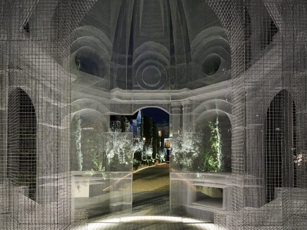 Casa Italia Parigi 2024: “Sacral” l’installazione di Edoardo Tresoldi