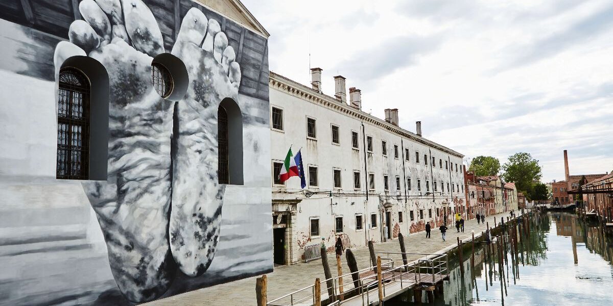 Padiglione della Santa Sede, 60. Esposizione Internazionale d’Arte – La Biennale di Venezia, "Con i miei occhi", installation view, ph. Marco Cremascoli