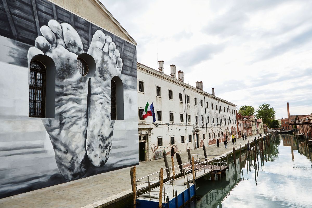 padiglione-santa-sede Padiglione della Santa Sede, 60. Esposizione Internazionale d’Arte – La Biennale di Venezia, "Con i miei occhi", installation view, ph. Marco Cremascoli