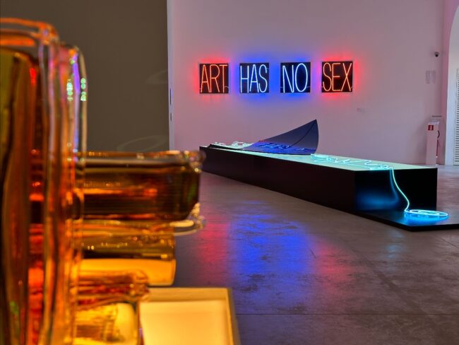 venice-glass Federica Marangoni On the Road, installation view, courtesy Fondazione Musei Civici di Venezia